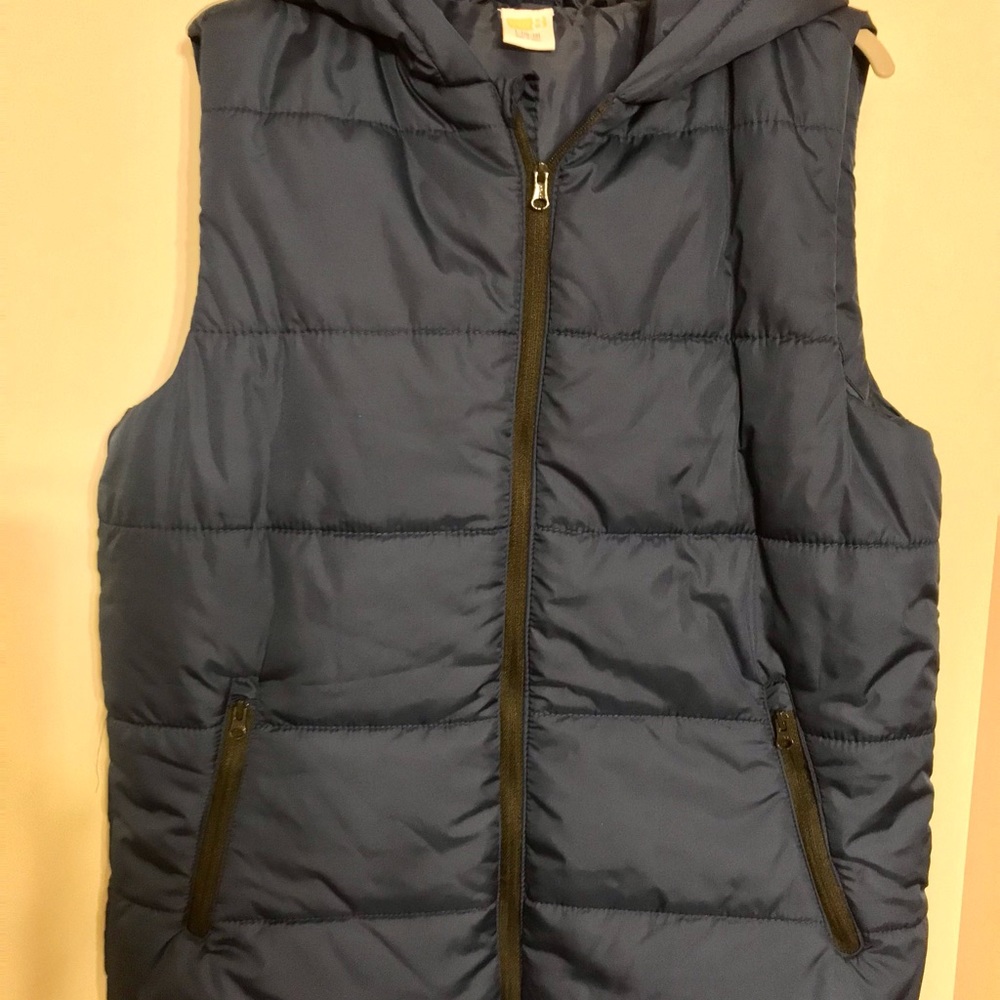 Boys blue puff vest Large (10-12) NWOT
